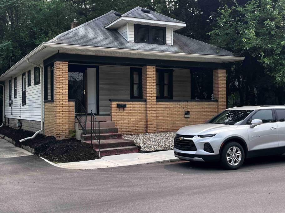 Comfortable 2-Bdrm Spacious Home With Wifi & Patio Indianapolis Luaran gambar